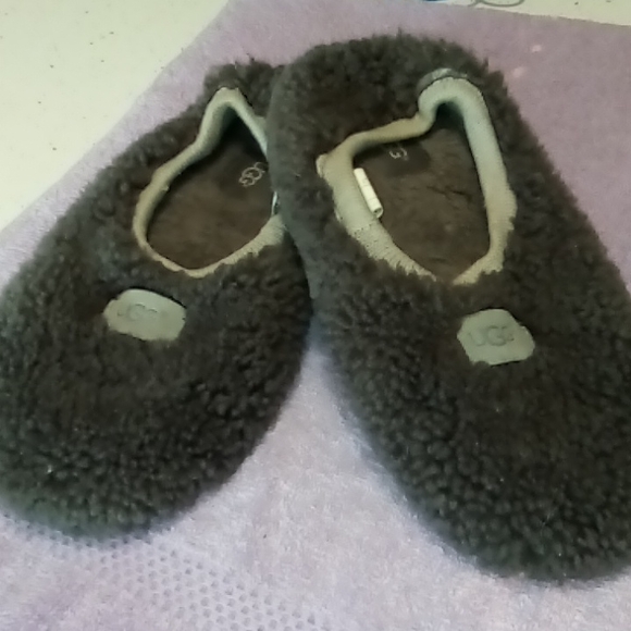UGG Shoes Ugg House Slippers Poshmark
